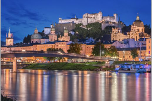 LED Bild Salzburg bei Nacht
