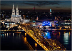 LED Bild Köln bei Nacht