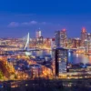 LED Bild Rotterdam bei Nacht