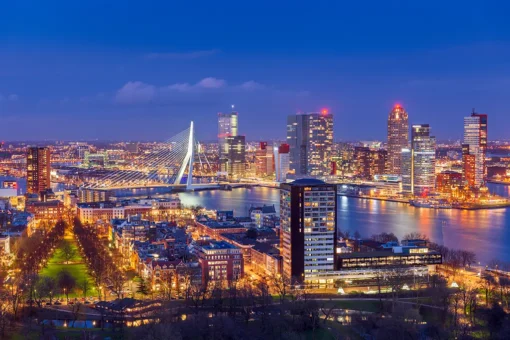 LED Bild Rotterdam bei Nacht